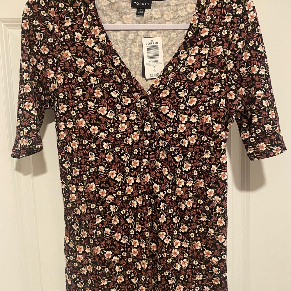 NWT Torrid Cotton Henley Elbow Sleeve Top in Women’s 0 (L12)